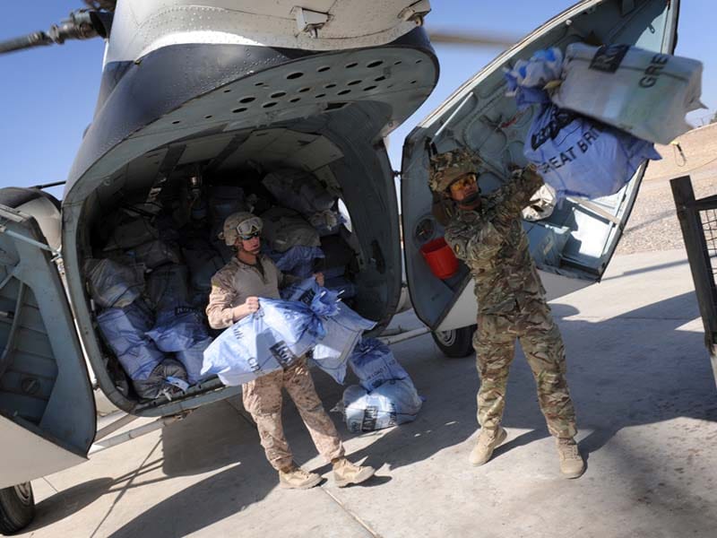 Helicopter Mail in the desert